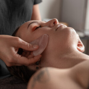 Soin Gua sha Academie FACIALISTE